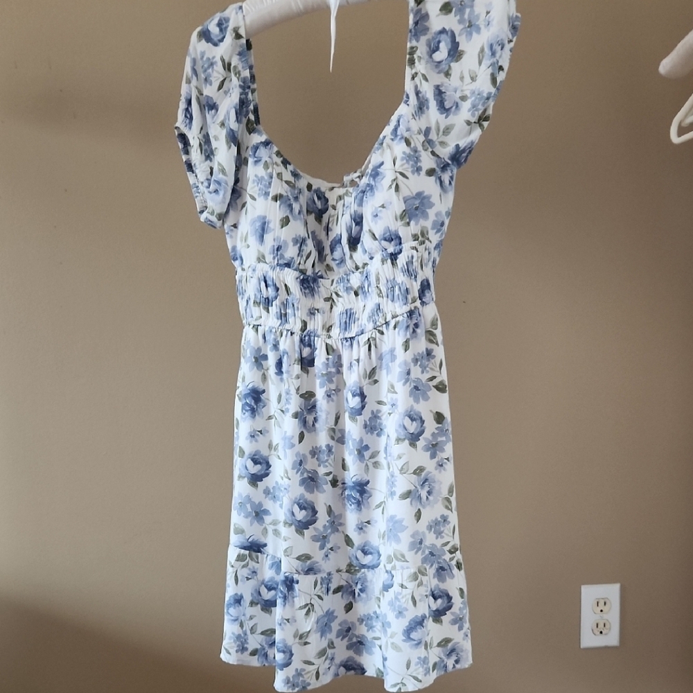 NWT Floral Blue and White Dress